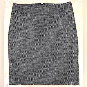 LOFT black/white tweed‎ pencil skirt - sz 8